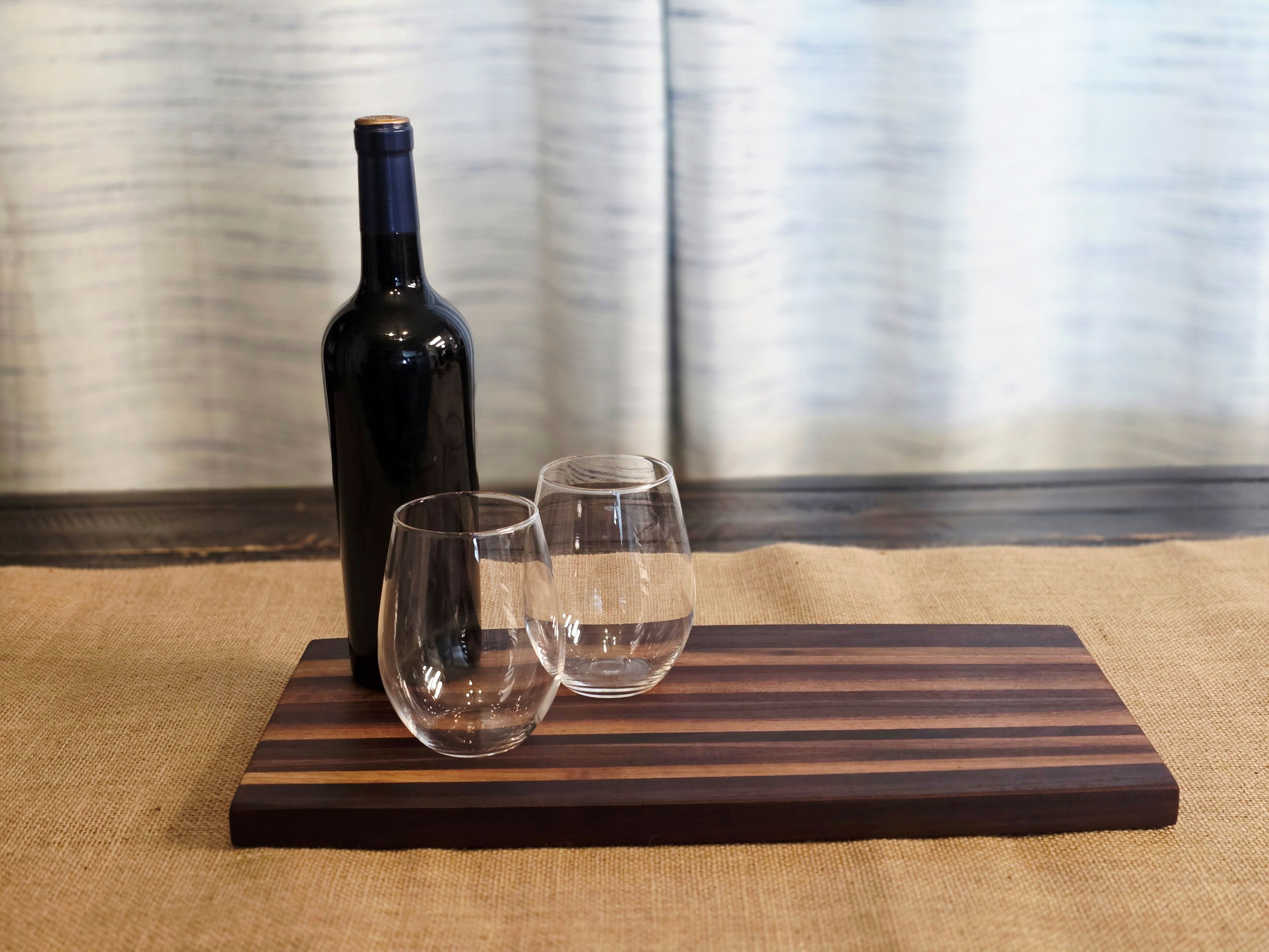 Curved Side Grain Cutting Board