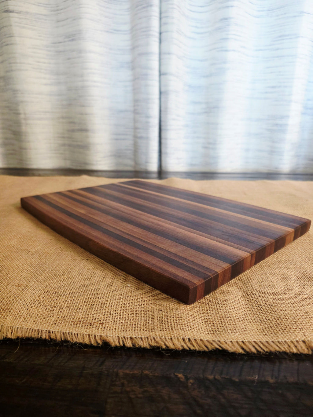 Curved Side Grain Cutting Board