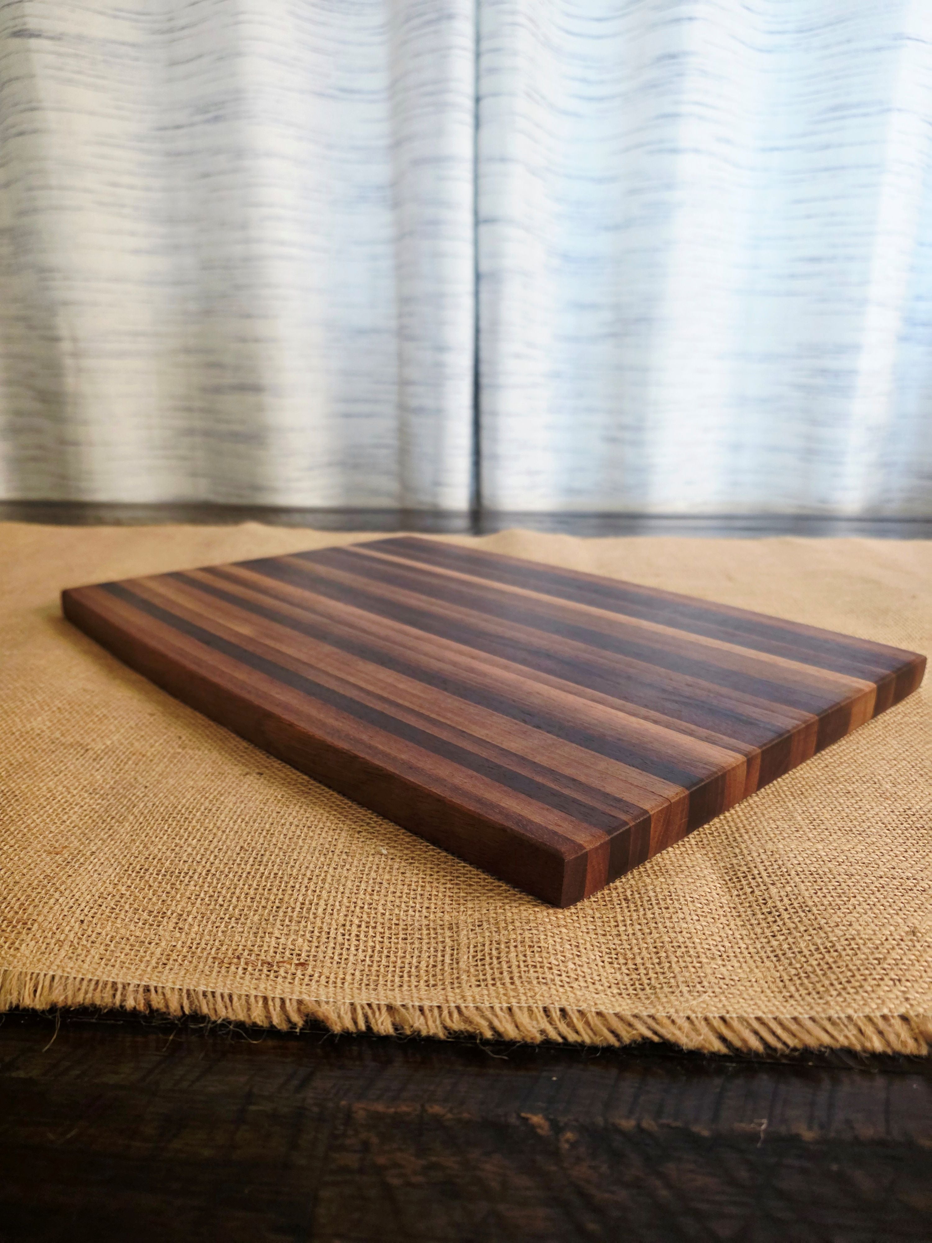 Curved Side Grain Cutting Board
