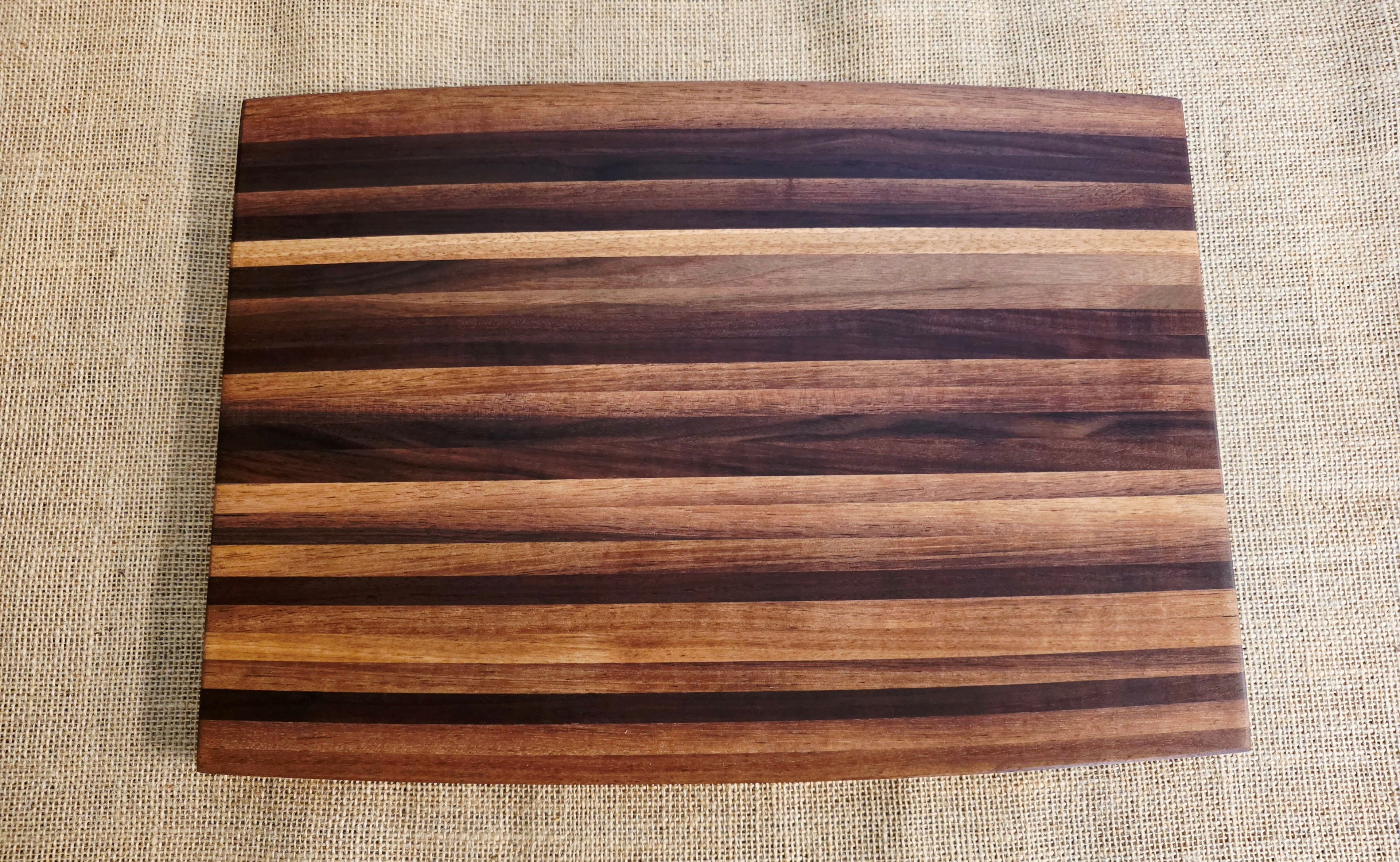 Curved Side Grain Cutting Board