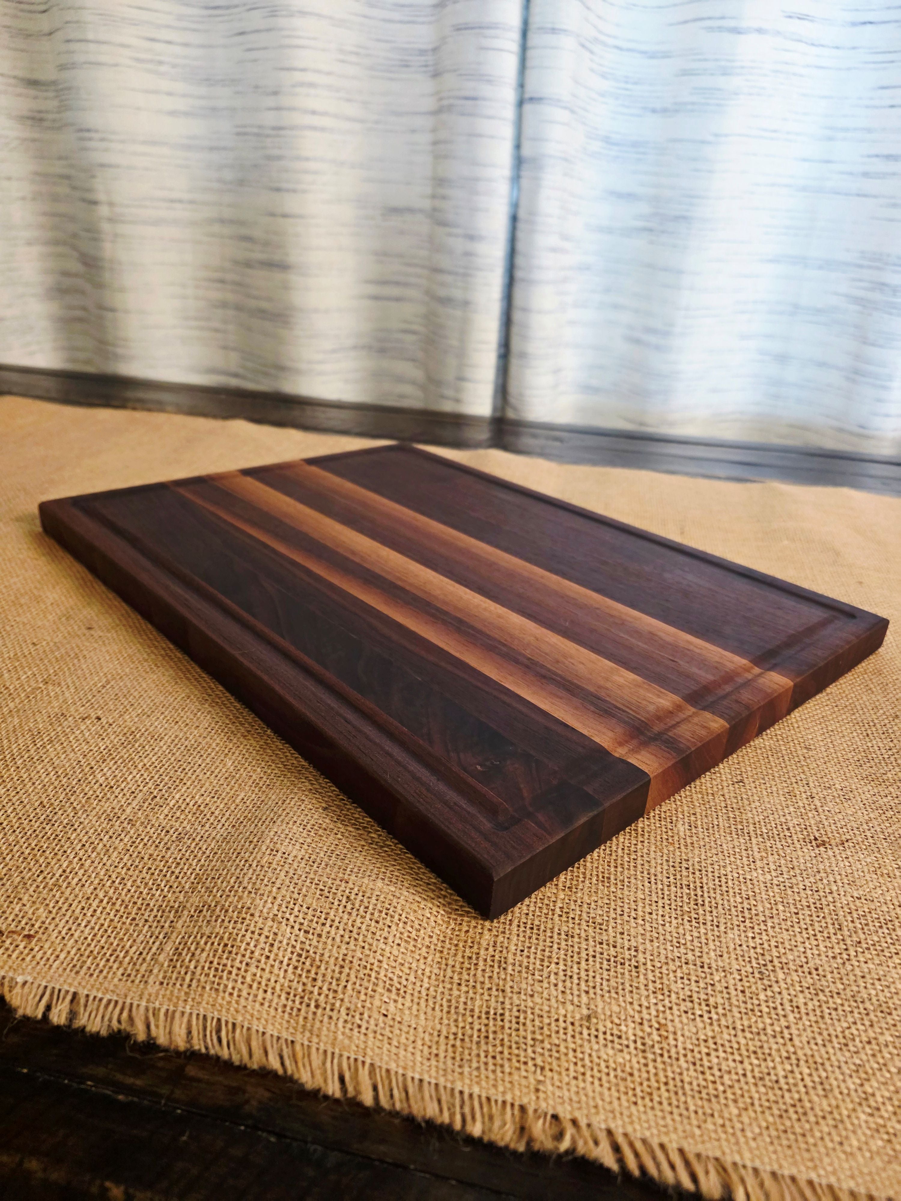 Side Grain Cutting Board