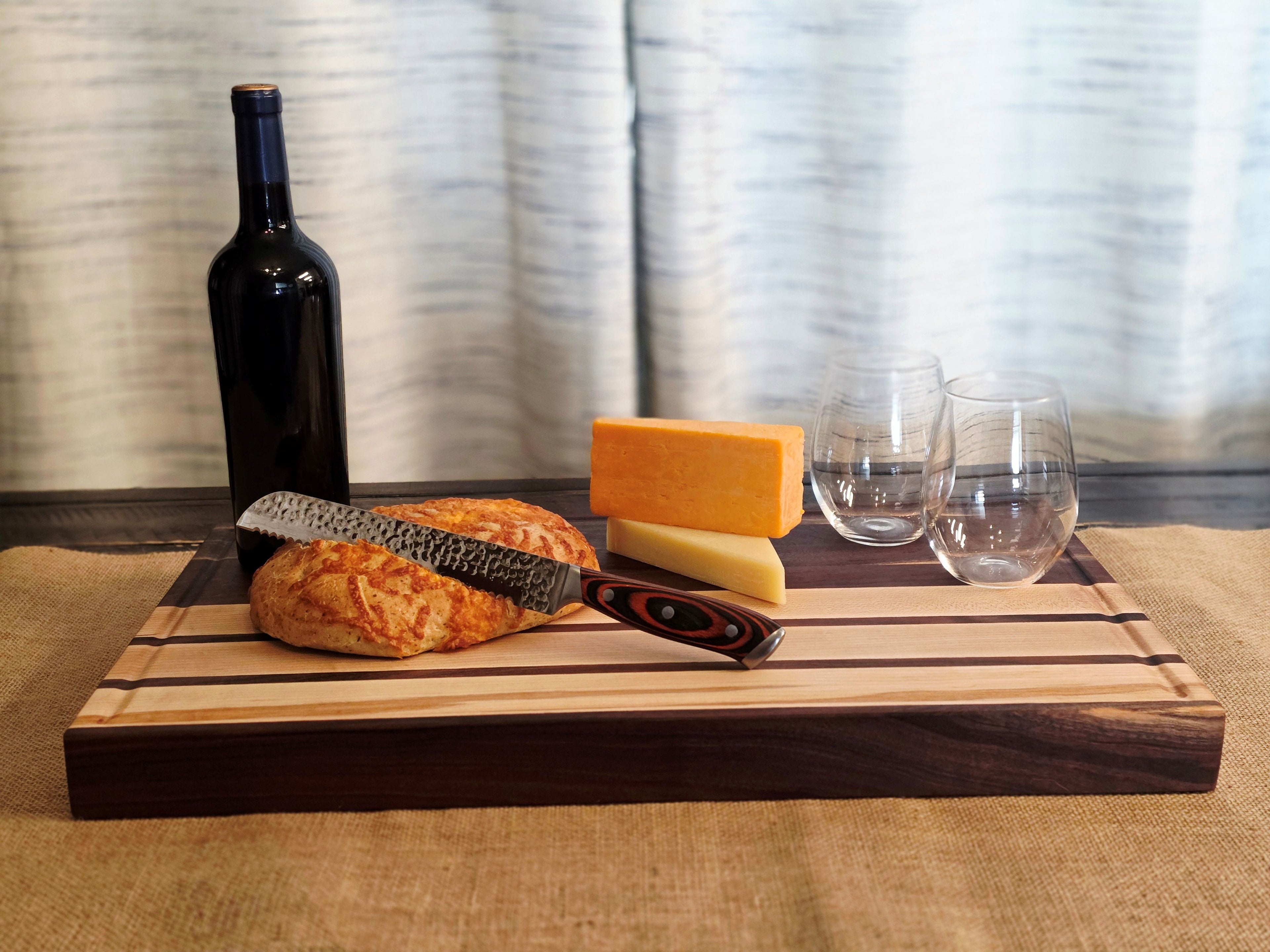 Side Grain Cutting Board